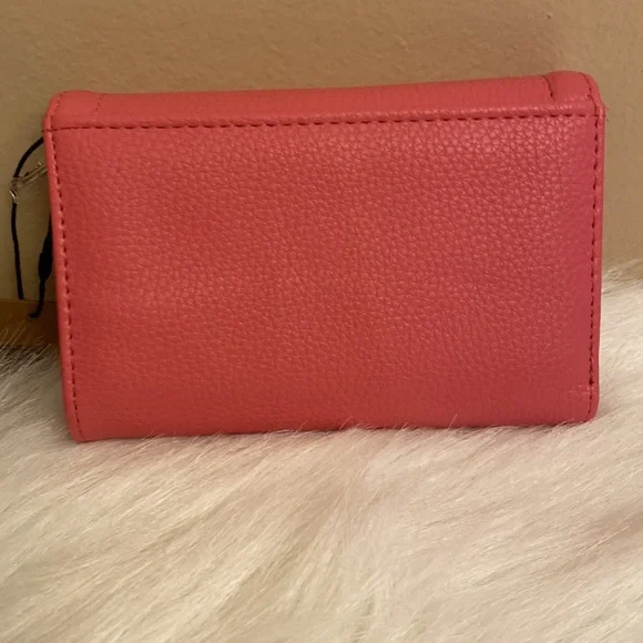 NWT Steve Madden Raspberry Pink Trifold Wallet - Picture 10 of 11